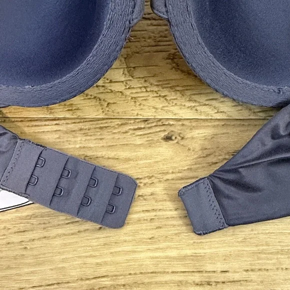 VS bra - Picture 5 of 5